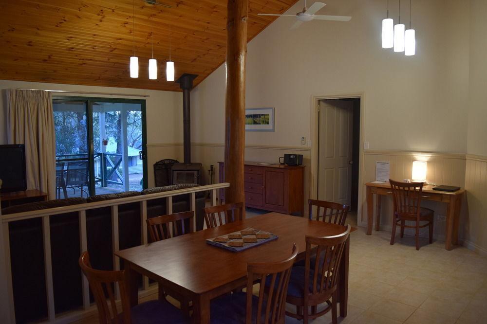 Bushy Lodge *